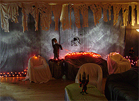 Sindy Skinless Woodtock Inn Decorated Room