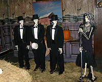 Sindy Skinless Performing at the Woodstock Inn, VT